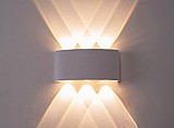 קיר LED 6W לבן מוגן מים . קיר LED 6W לבן מוגן מים .